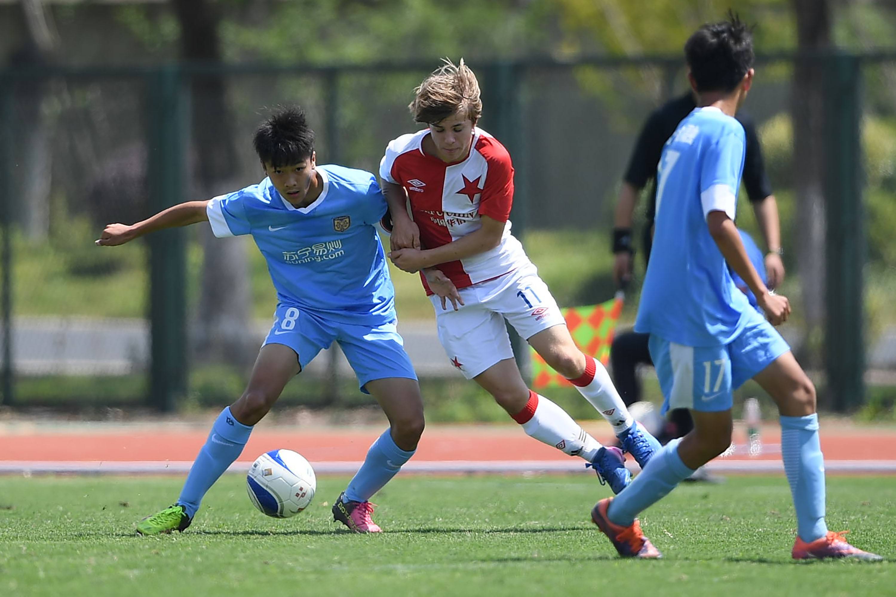 何不越过职 何不越过职